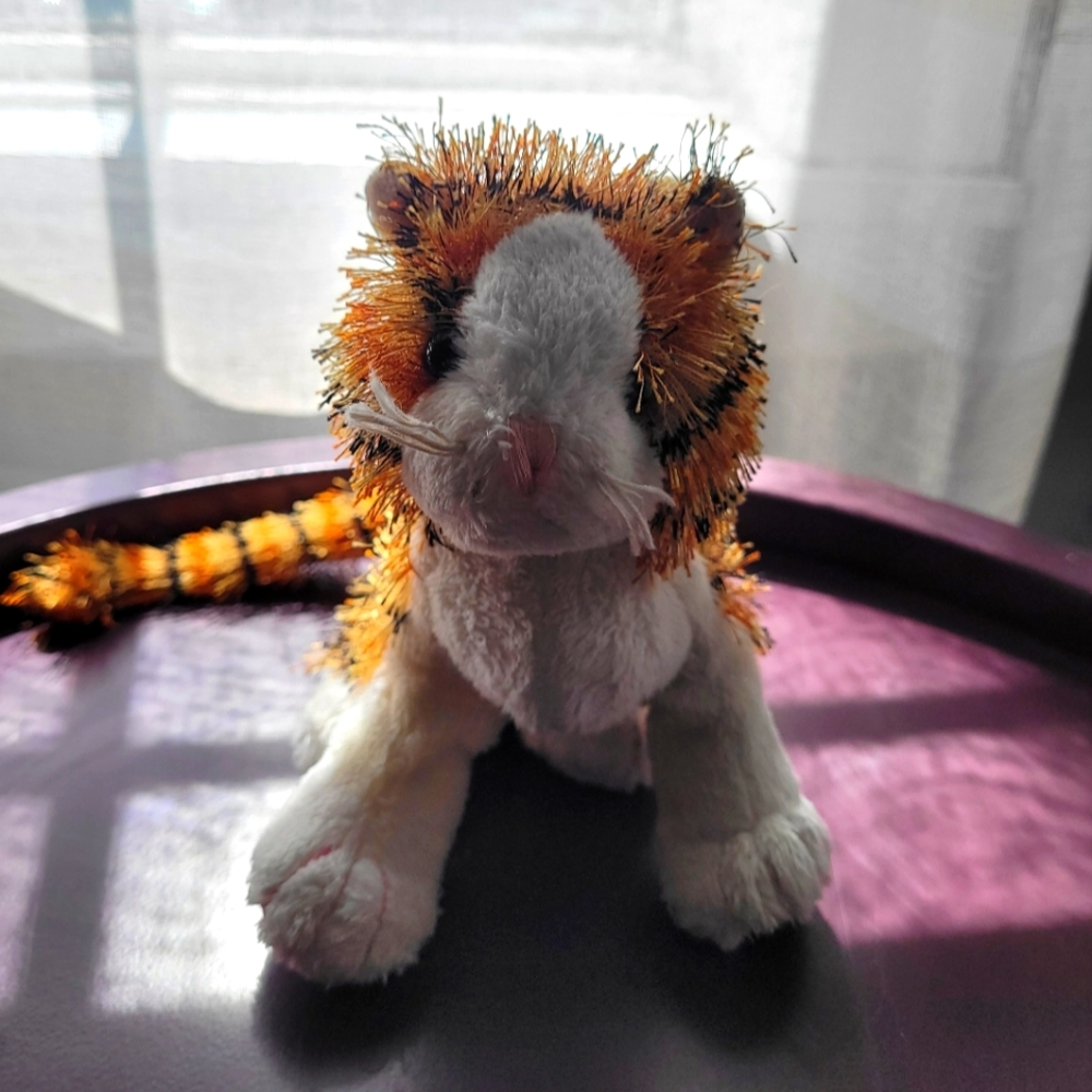 Webkins, "Lil'Kinz Striped Alley cat plush
